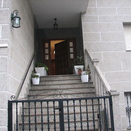Hostal Meson Do Loyo Portomarin Exteriör bild
