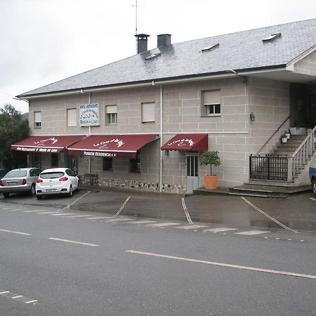 Hostal Meson Do Loyo Portomarin Exteriör bild
